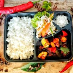 Nasi Bento Chiken Blackpapper