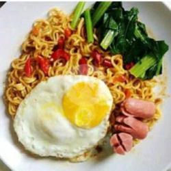 Indomie Goreng Telur   Sosis