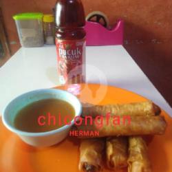 Lumpia  Bawang Goreng Sambel Pedas Manis Minum