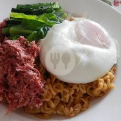 Mie Goreng Kornet