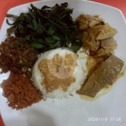 Nasi Limpa Gulai