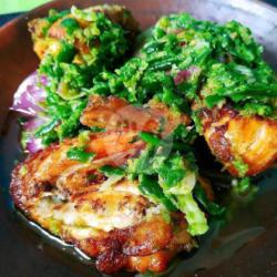 Ayam Goreng Batokok Kanti