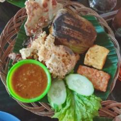 Nasi Bakar Iwak Kali