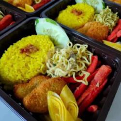 Nasi Kuning Sosis