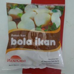 Bola Ikan Minaku