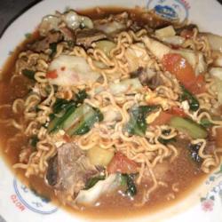 Mie Rebus Sosis  Ayam Telor