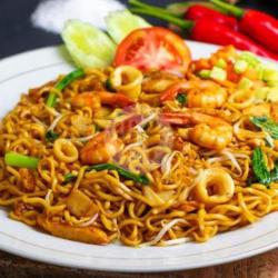 Mie Goreng Ikan Tri Medan