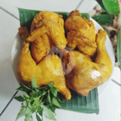 Ayam Ungkep Bumbu Kunyit ( Siap Goreng )