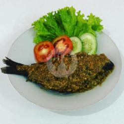 Ikan Mas Tombur