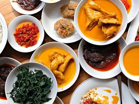Salero Bundo Jaya, Asia Tropis - GoFood