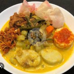 Lontong Sayur Medan Deli   Sambel Telur   Rendang Ayam. ( Kemasan Thin Wall )