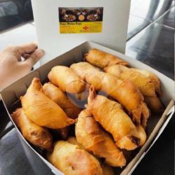Pisang Molen Paket 25pcs ( Bisa Pesan Varian Sesuai Keinginan, Ada Original, Coklat, Dan Keju)