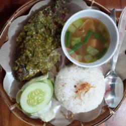 Nasi Ikan Cabe Ijo