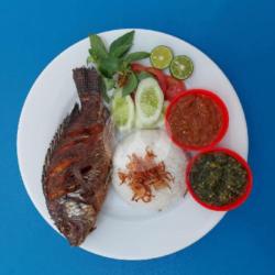 Nasi Ikan Mujair Bakar Spesial