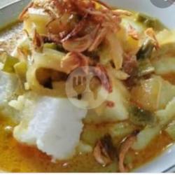 Lontong Sayur Telur Bulat Ayam Suwir