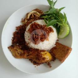 Ayam Goreng Rempah Nusantara