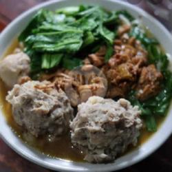 Mia Ayam Bakso Urat