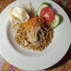 Mie Goreng Korean Spicy Ayam Geprek