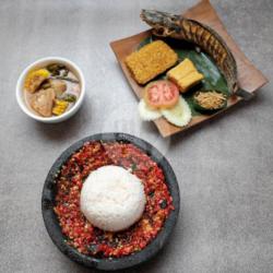 Nasi Cobek Komplit Ikan Lele