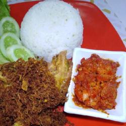 Nasi Putih Ayam Lengkuas