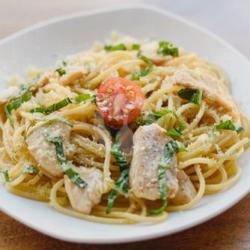 Spaghetti Chicken Parmesan