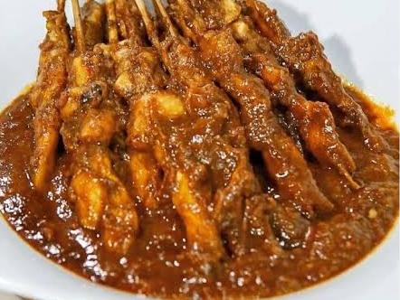 Sate Ayam Cak Amat Asli Madura(Moro Tresno) 