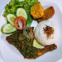 Ayam Penyet Sambal Ijo Paha Komplit