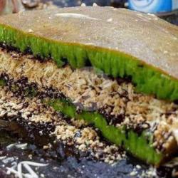 Pandan Keju Ovaltin Kacang