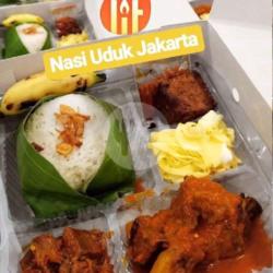 Nasi Uduk Ayam Bakar   Es Teh