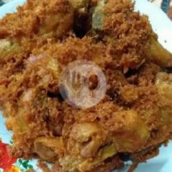 Ayam Goreng Surundeng Dadakan