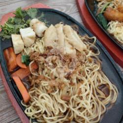 Mie Hotplate Beef Barbecue