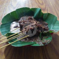 Sate Kacang Daging Lembu Ketupat