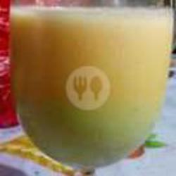 Juice Alpukat Mix Mangga Kuweni