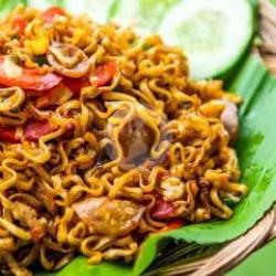 Mie Goreng Telor, Ayam Suwir, Sosis