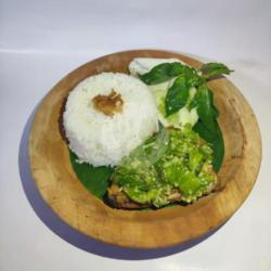 Nasi Paha Gandeng Penyet Sambel Ijo