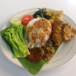 Nasi Kikil/tunjang Gulai