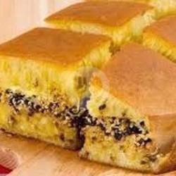 Martabak Manis Keju Wijen Kacang Coklat