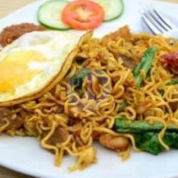 Mie Goreng Tumis