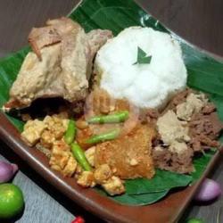 Nasi Gudeg Ayam Kampung