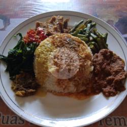 Nasi Daging Rendang