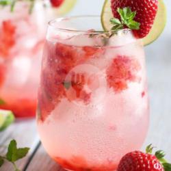 Virgin Strawberry Mojito