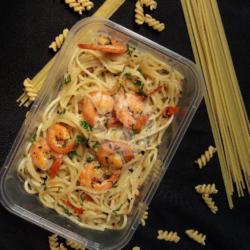 Spagetti Oglio Olio Shrimp