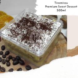 Dessert Premium Tiramisu