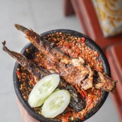 Lele Penyet Sambal Terasi