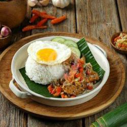 Nasi Dada Gepuk Telur