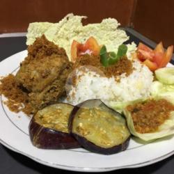 Ayam Goreng Berempah   Nasi