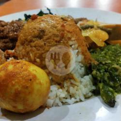 Nasi Telur Bulat Gulai