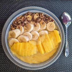 Mango Fruit Smoothie Bowl