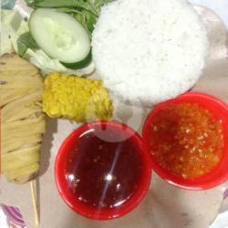 Lalapan Ampela Ati Usus Ayam   Nasi