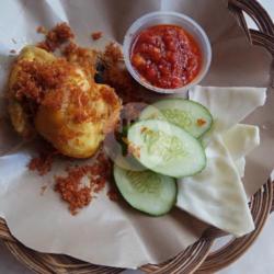 Ayam Serundeng Paha Atas